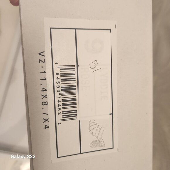 Journee Collection "Lyddie" Leather Sandals. NIB. Size 9 - Picture 8 of 11